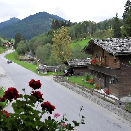 Kupferhaeusel Und Zinnhaeusel * Alpbach
