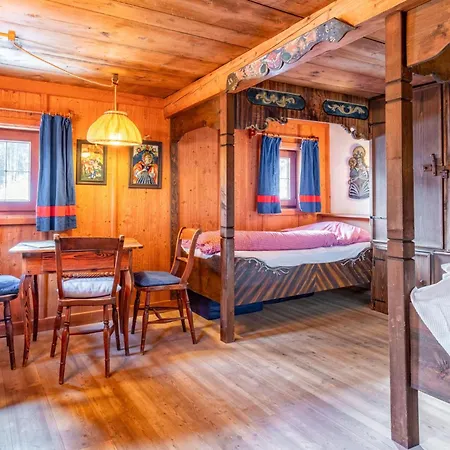 Kupferhaeusel Und Zinnhaeusel * Alpbach