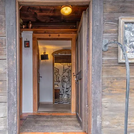 Kupferhaeusel Und Zinnhaeusel * Alpbach